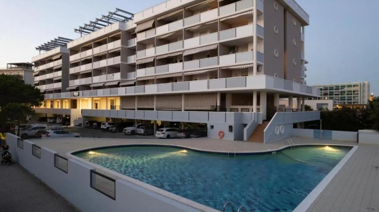 Sea View Apartment With Balcony And Swimming Pool Bibione