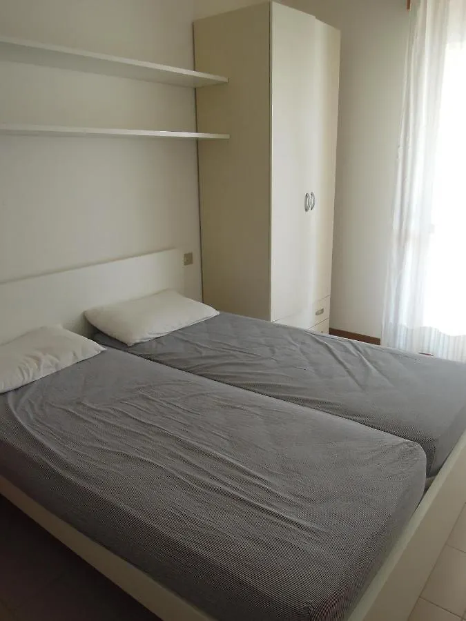 Sea View Apartment With Balcony And Swimming Pool Bibione