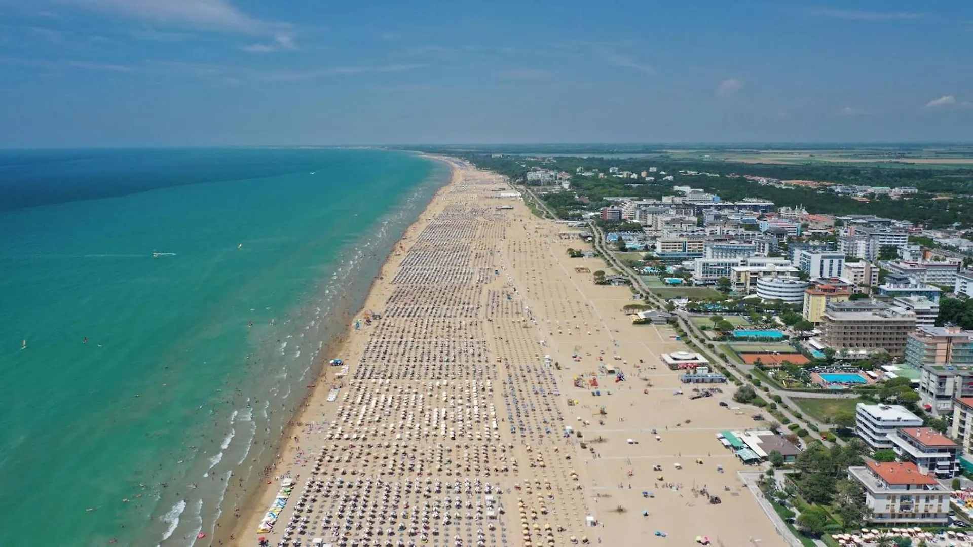 Sea View Apartment With Balcony And Swimming Pool Bibione