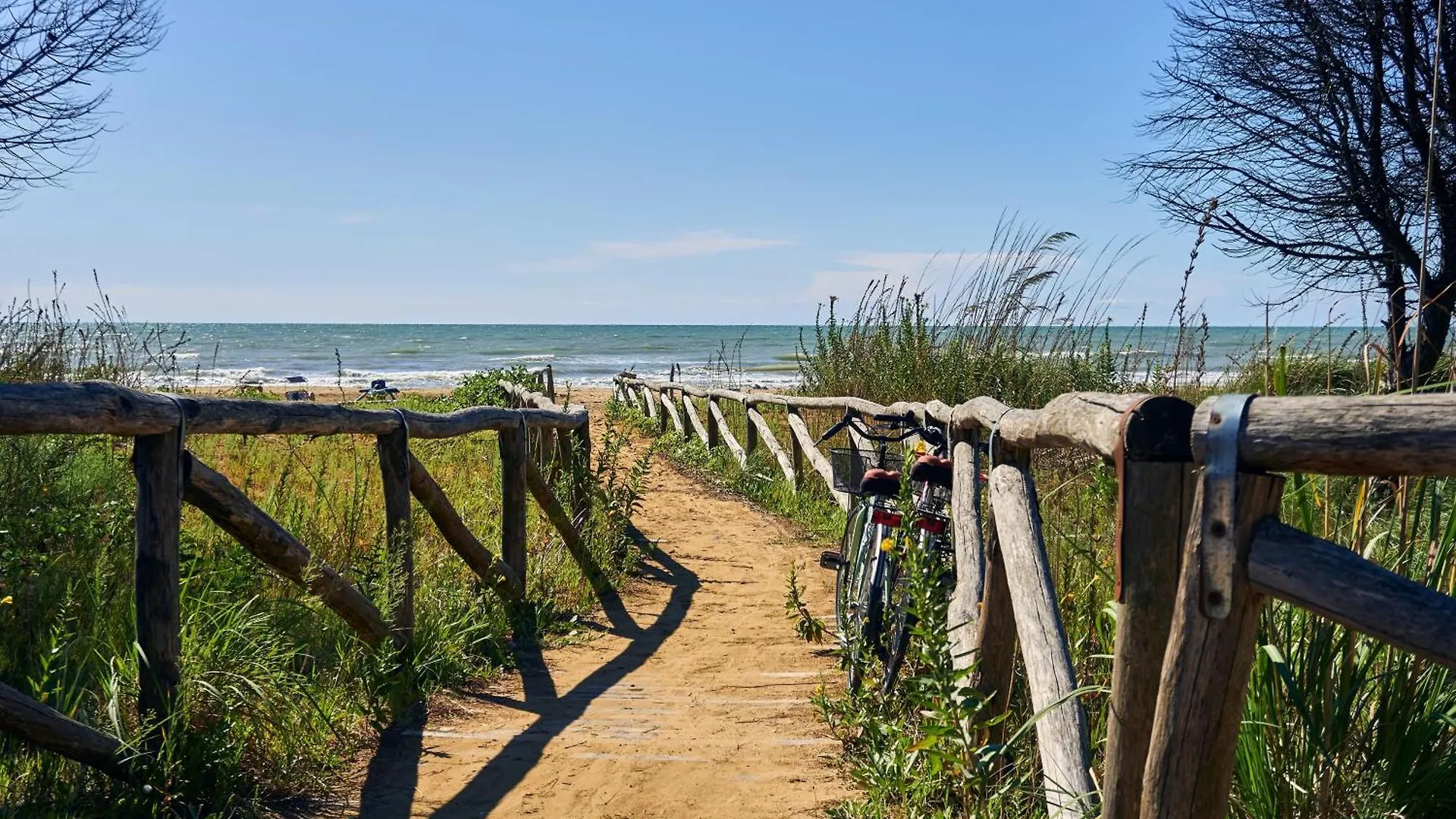 Sea View Apartment With Balcony And Swimming Pool Bibione